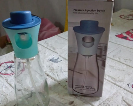 Oil Dispenser Bottle, Oil and Vinegar Cruet, Oil Sprayer Dispenser, Olive Oil Dispenser 200 ml Mist Oil Spray Bottle for Cooking with Plastic