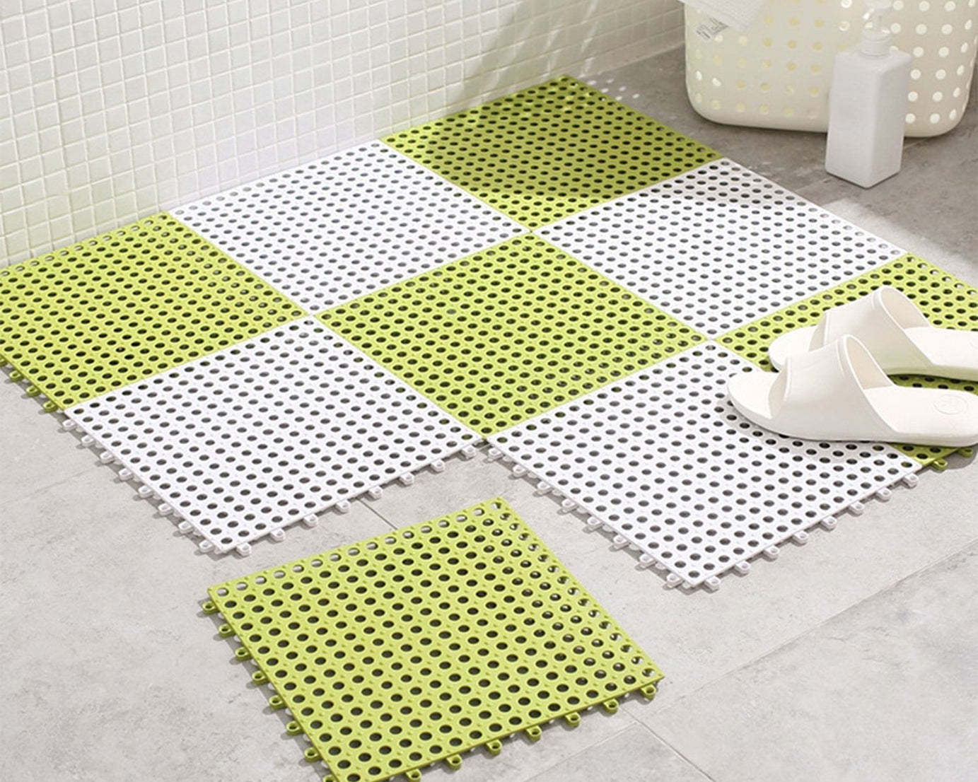 Bath anti-slip mat designed to prevent slipping on wet surfaces