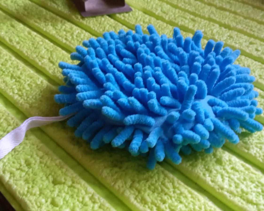 Hand Towels for Bathroom, Kitchen Hand Towel Hand Dry Towels Absorbent Soft Hanging Hand Bath Towels Microfiber Plush Chenille Hand Towel Ball Machine Washable Bathroom with Loop (1 Pc)