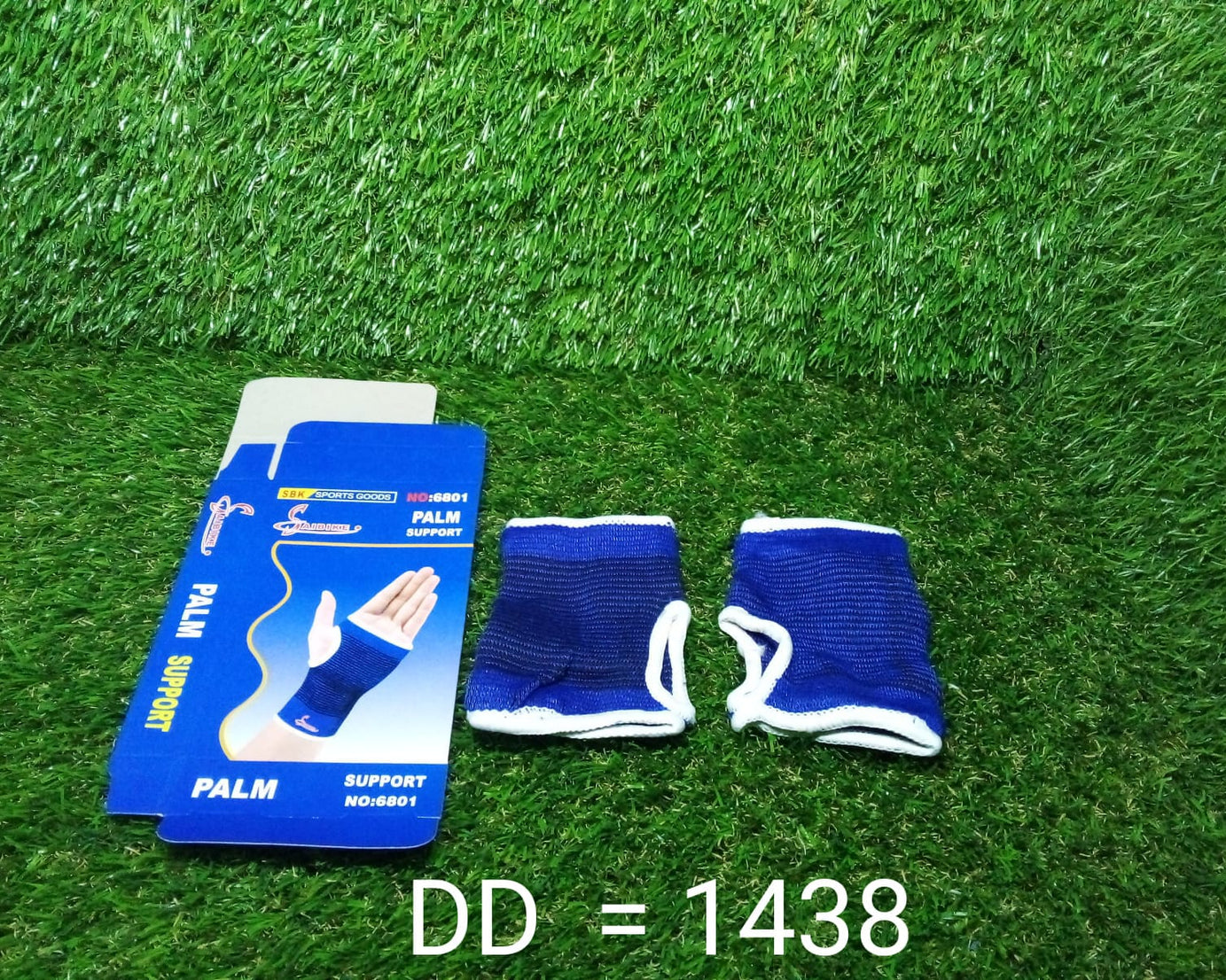 Surgical and sports hand grip braces, supportive palm gloves.