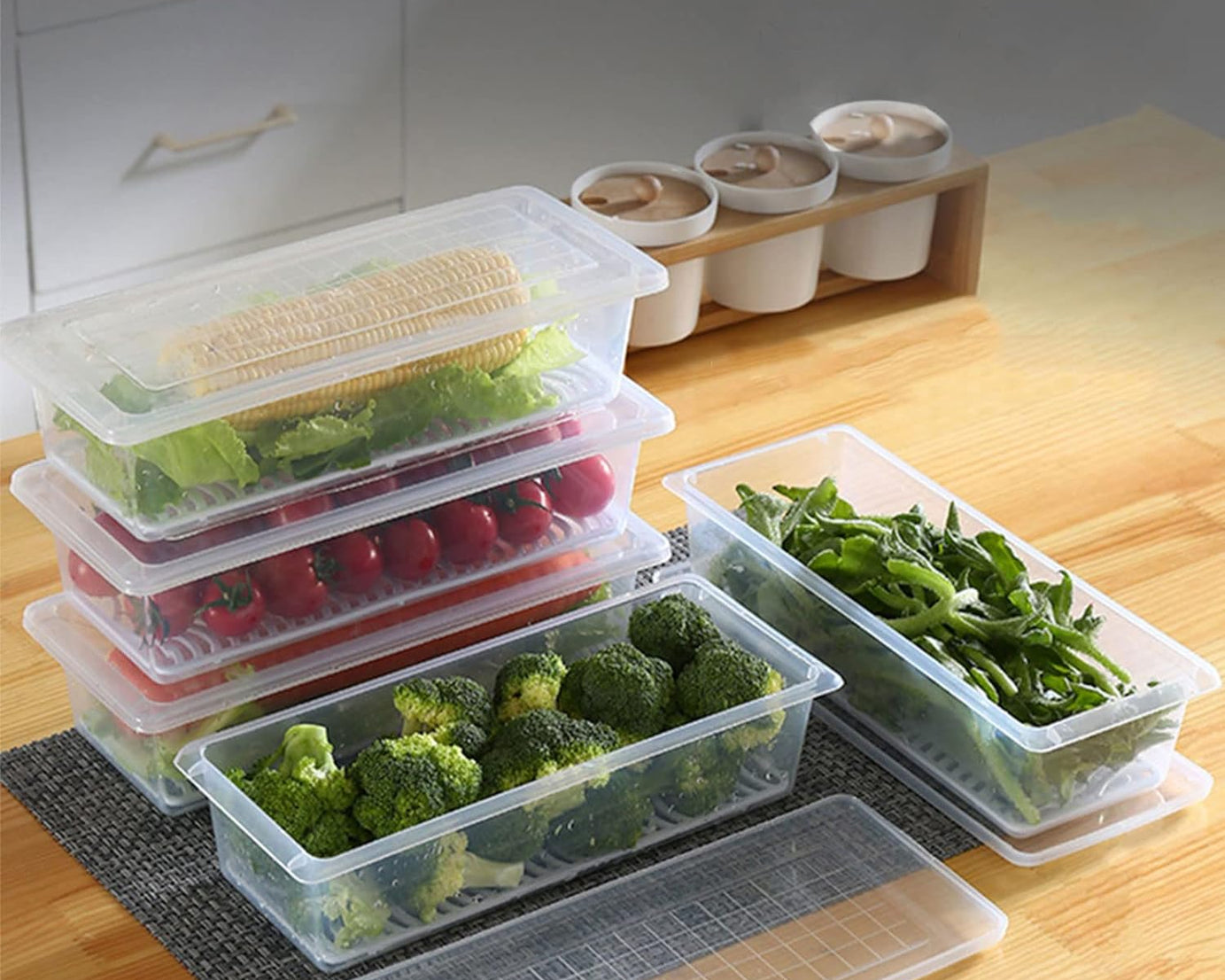 Storage container with drain