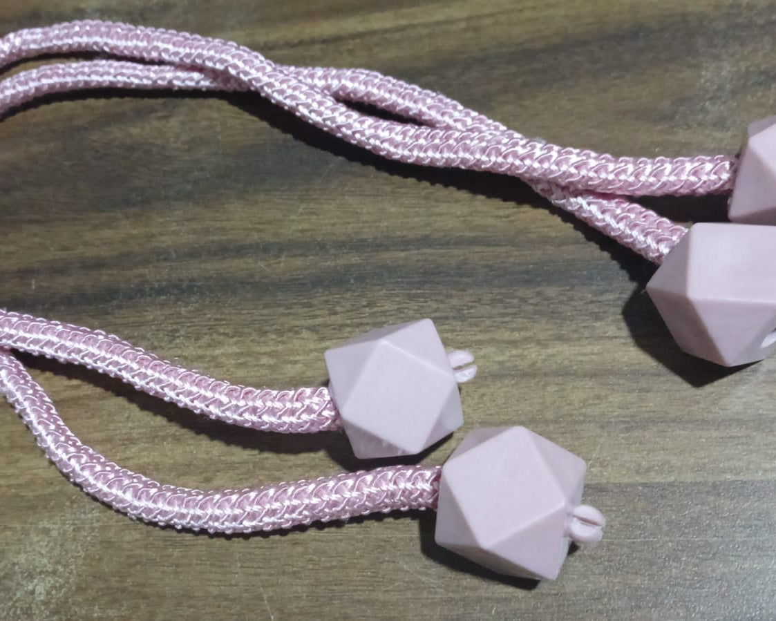 Non-Magnetic Curtain Tiebacks: Decorative Pearl Design (2 Pc, Plastic)