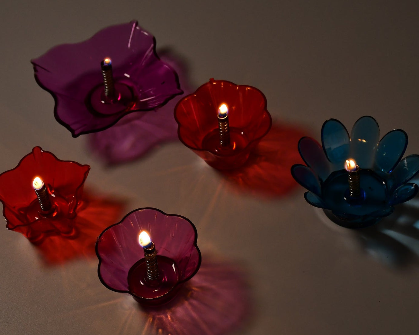 Diya set featuring attractive cup designs, 12 pieces in total