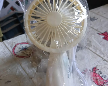 17707 Mini Handheld Fan, Portable Rechargeable Mini Fan, Portable Easy to Carry, for Home, Office, Travel and Outdoor Use (1 Pc)
