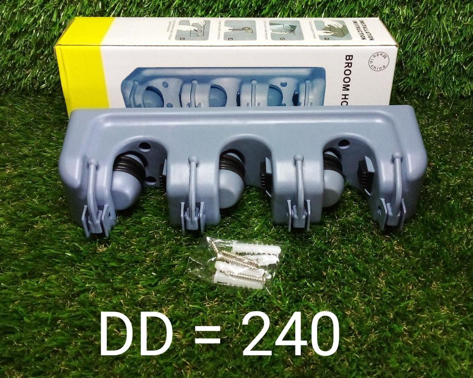 Practical 3-layer holder for cleaning tools.