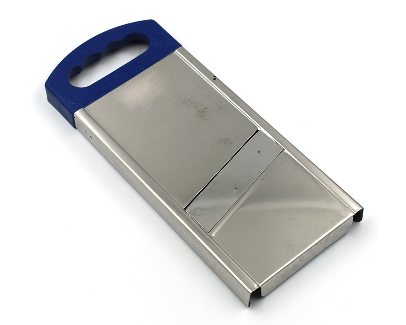 Basic potato slicer, perfect for quick and uniform slicing in your kitchen.