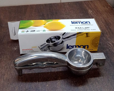 Lemon Squeezer Steel Polish