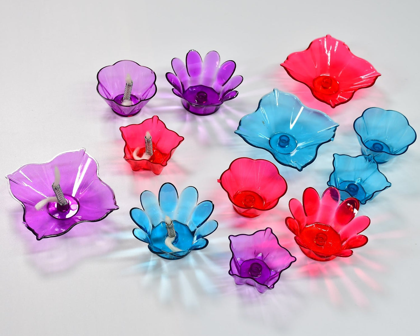 Magical Reflection Diya set with six attractive designs, 12 pieces cup set