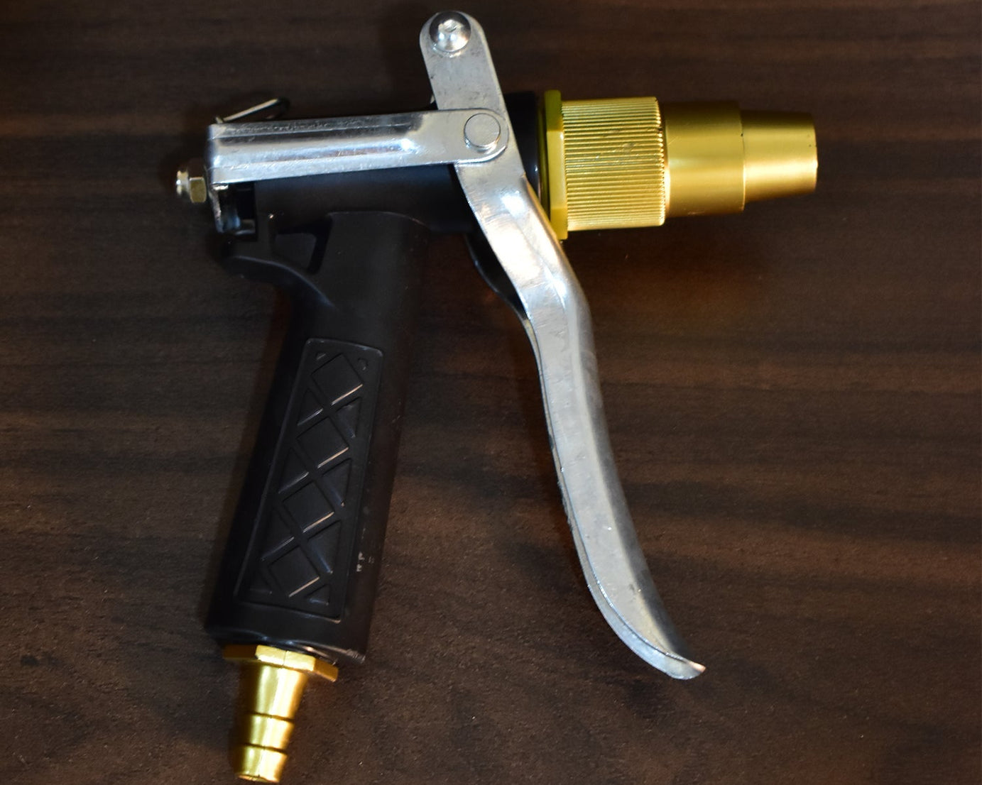 Durable Gold Color Trigger Hose Nozzle Water Lever Spray