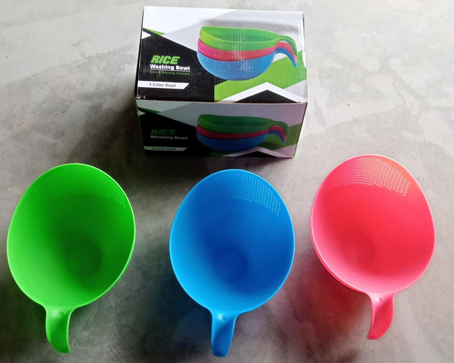 Plastic food strainer and bowl set, durable and functional