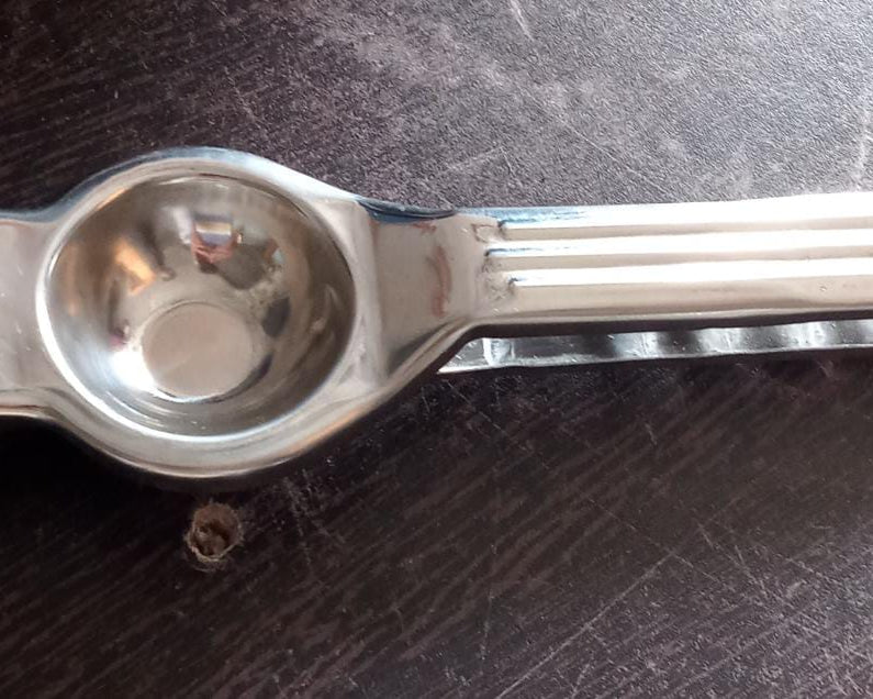 lemon squeezer