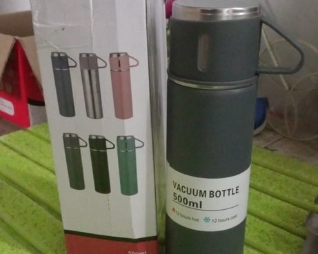 Stainless Steel Vacuum Insulated Water Bottle With Coffee / Tea Mug (500 ML)