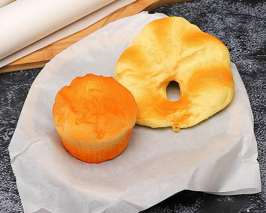 Non-stick baking paper in a roll.