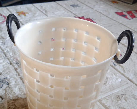 17557 Multifunctional Plastic Round Multi-Purpose Toothpaste Stationary Pen Pencil Holder, Mini Desk Office Desktop Stationery Organizer Bathroom Shelves for Adults  (1 Pc)