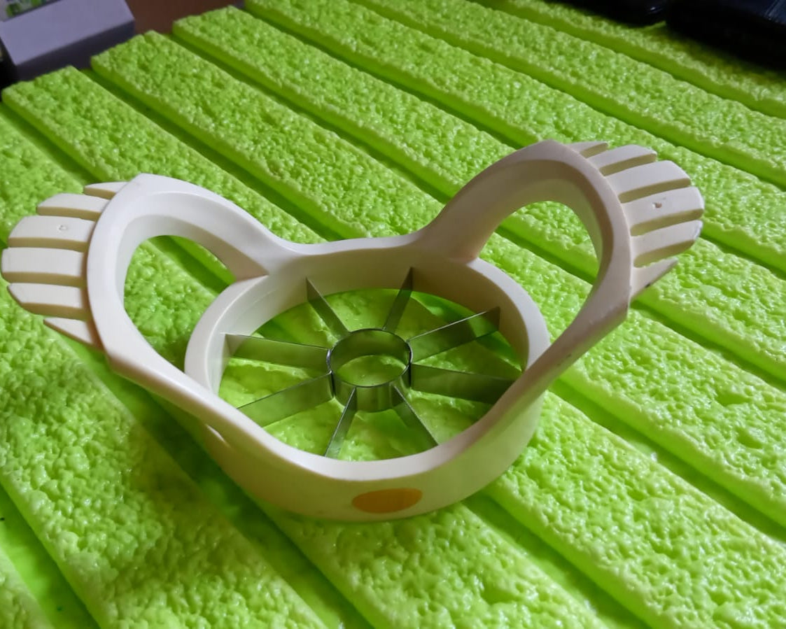 stainless steel apple cut, apple slicer, fruit divider, core remover, separator
