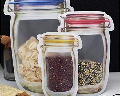 Transparent pouch with zipper