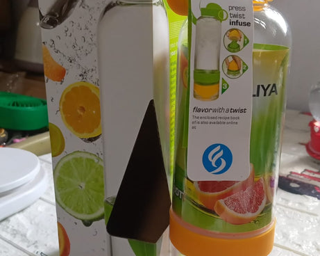 CITRUS JUICER BOTTLE INSTANT JUICE SPORTS BOTTLE  JUICE MAKER INFUSER BOTTLE