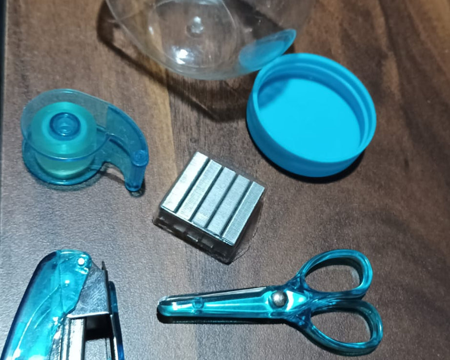 4143 Mini Office Stationery Set, Including Stapler, Scissors, Paper Clips, Tape Dispenser, Transparent Tape, And Staples