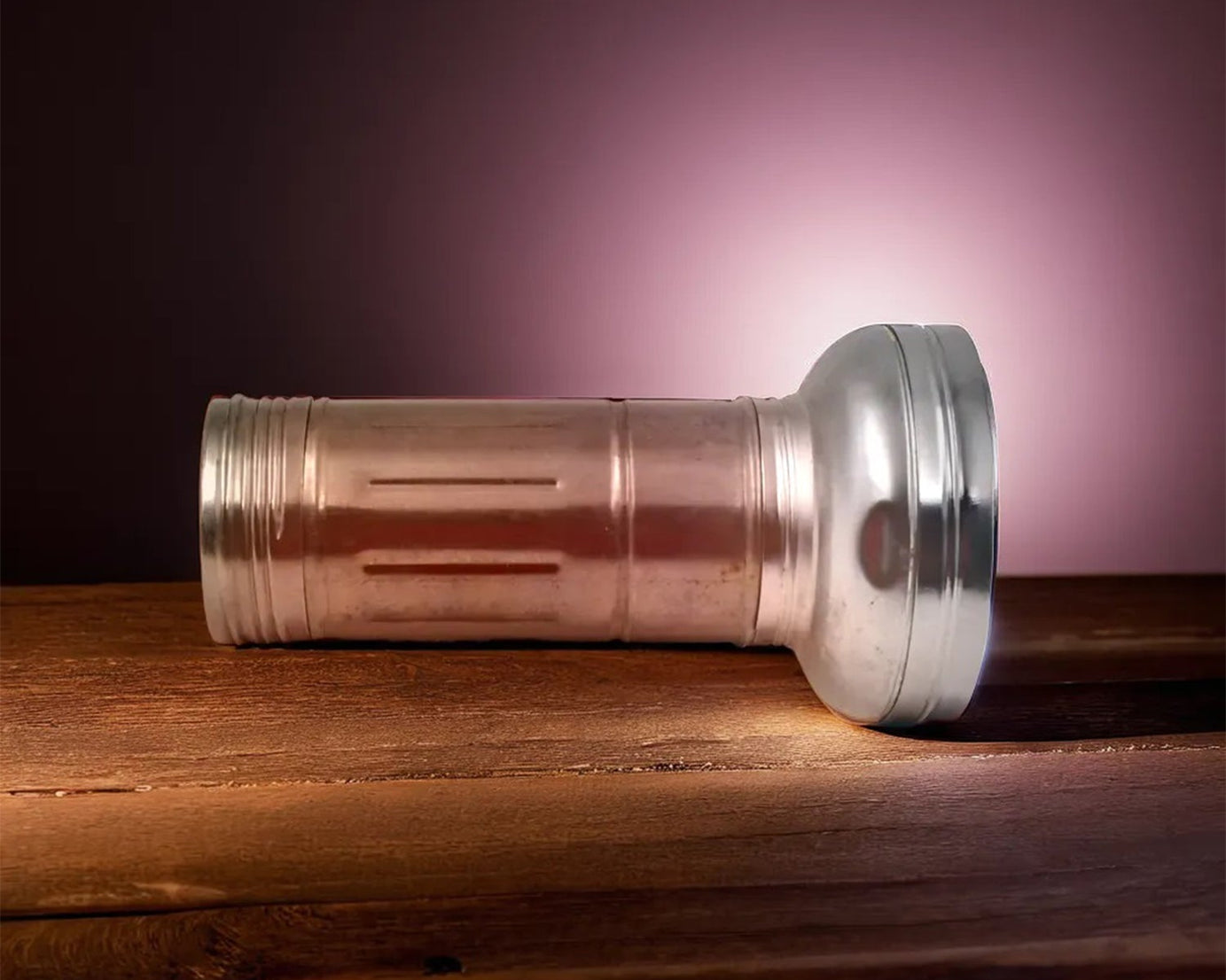 Nostalgic Flashlight,Flashlight Outdoor, Portable Nostalgic Simple Iron Outdoor Old-Fashioned Flashlight