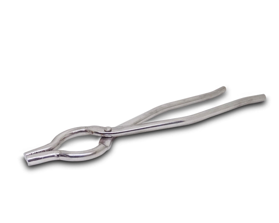 Durable kitchen tongs made of stainless steel for easy cooking.