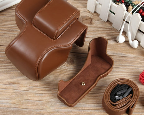 Full Body Magnetic Leather Camera Case Bag with Strap, Regular Edition, For Canon EOS R50