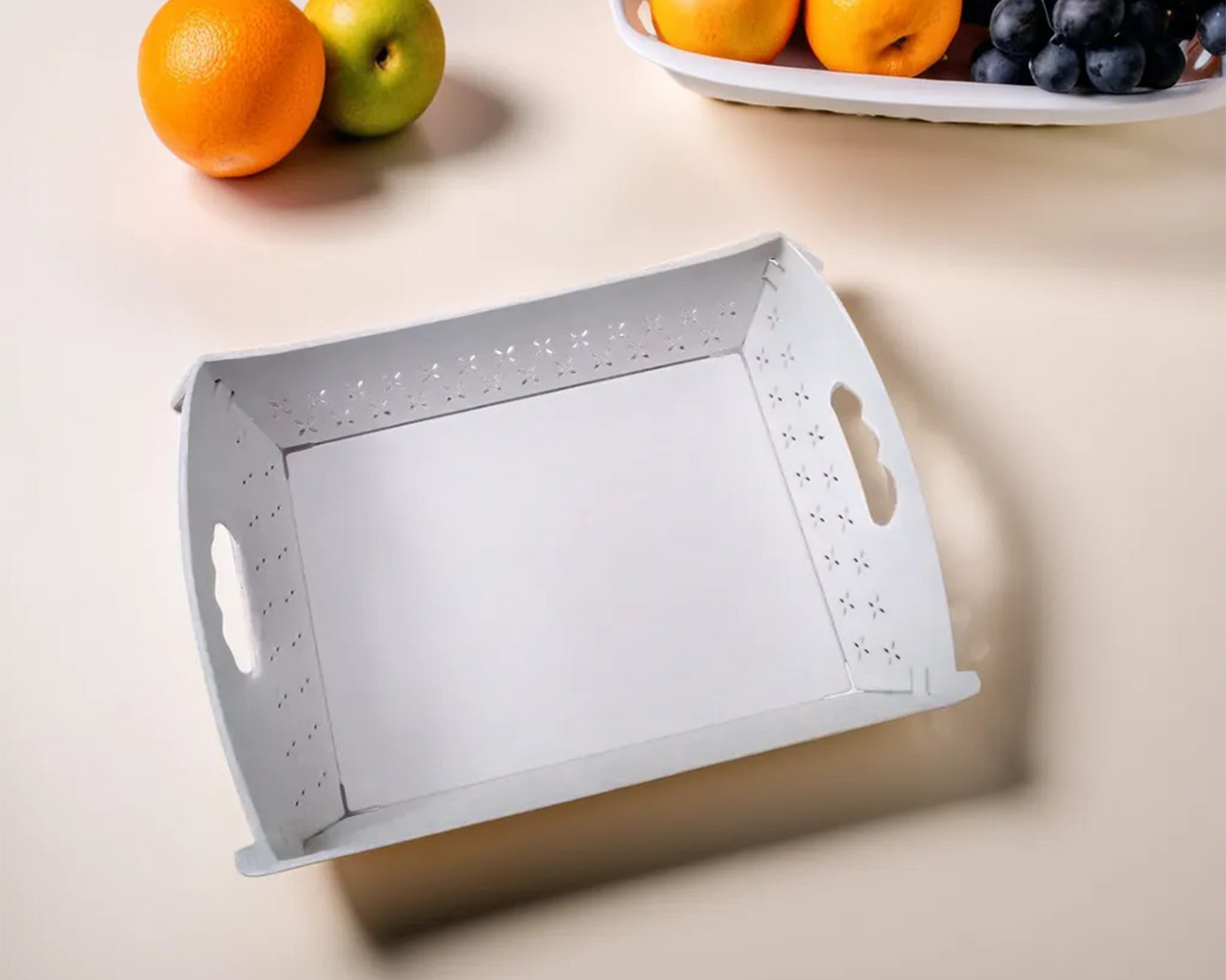 Foldable Serving Tray Plastic Serving Tray With Handle Serving Tray For Food, Kitchen, Outdoors, Restaurants (1 Pc)