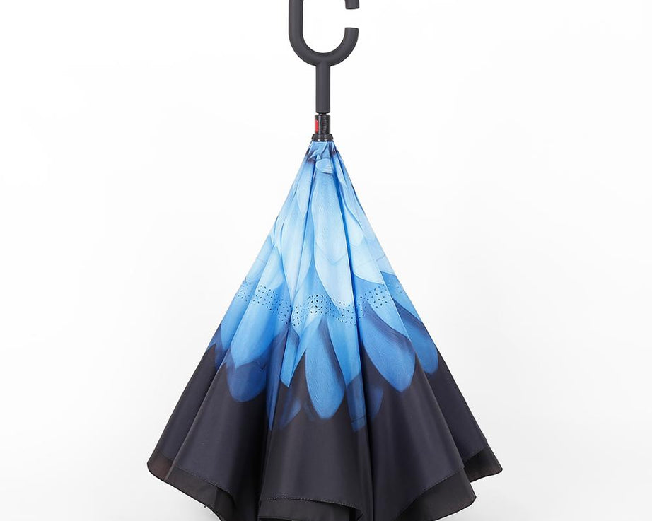 Umbrella with windproof design