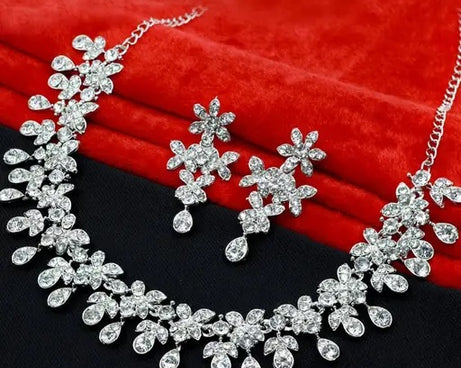 Silver Plated Necklace Set With White American Diamond