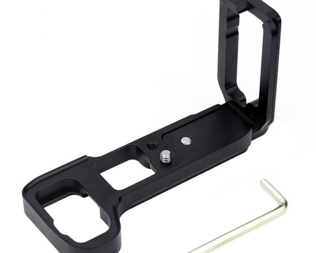 PULUZ 1/4 inch Vertical Shoot Quick Release L Plate Bracket Base Holder for Sony A9 (ILCE-9) / A7 III/ A7R III