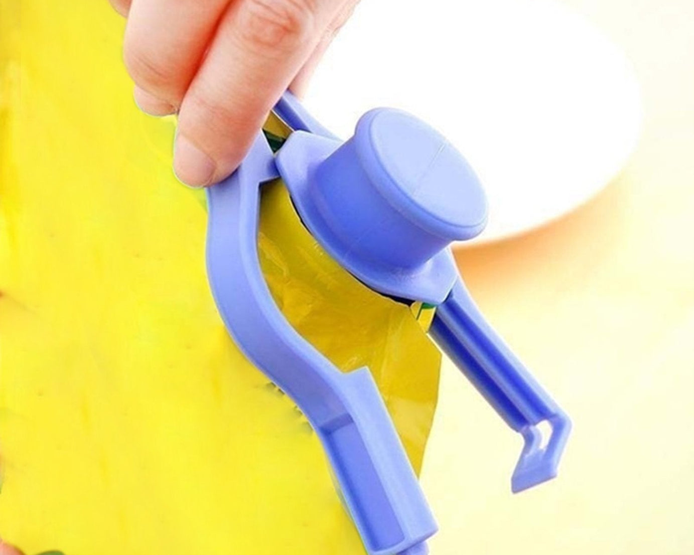 Food sealing clip for bag storage