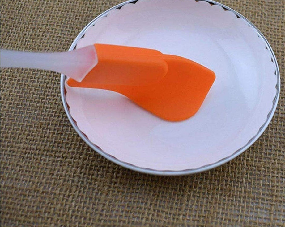 Baking spatula and brush