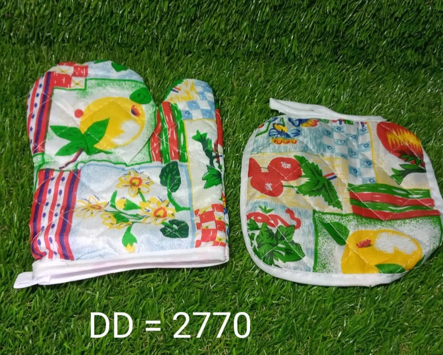 Hand gloves for oven