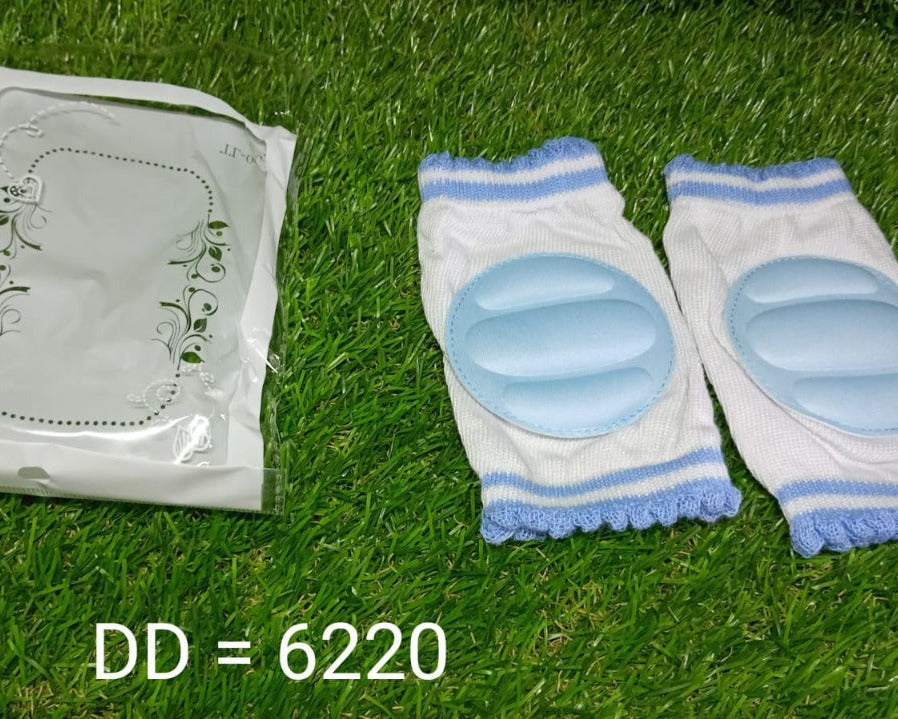 Stainless steel serving spoon with plastic handle