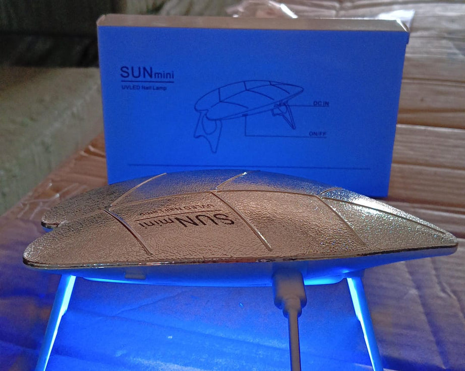 Mini Nail Lamp 6w 6 Led UV Nail Dryer with USB Cable for Gel Nail Polish Nail Art Tools for Starters Home DIY Professionals Salon Manicure (1 Pc)