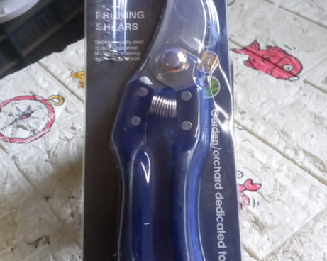 Gardening Tools - Garden Shears Pruners Scissor (1 Pc)