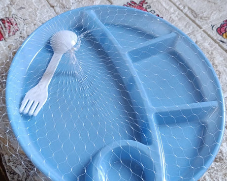 Plastic Food Plates / Biodegradable 5 Compartment Plate With Spoon for Food Snacks / Nuts / Desserts Plates for Kids, Reusable Plates for Outdoor, Camping, BPA-free (1 Pc)