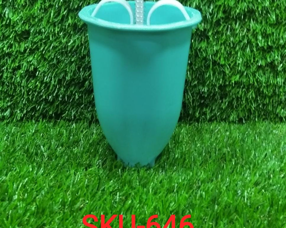 Easy-to-use donut and vada maker with a simple press mechanism.