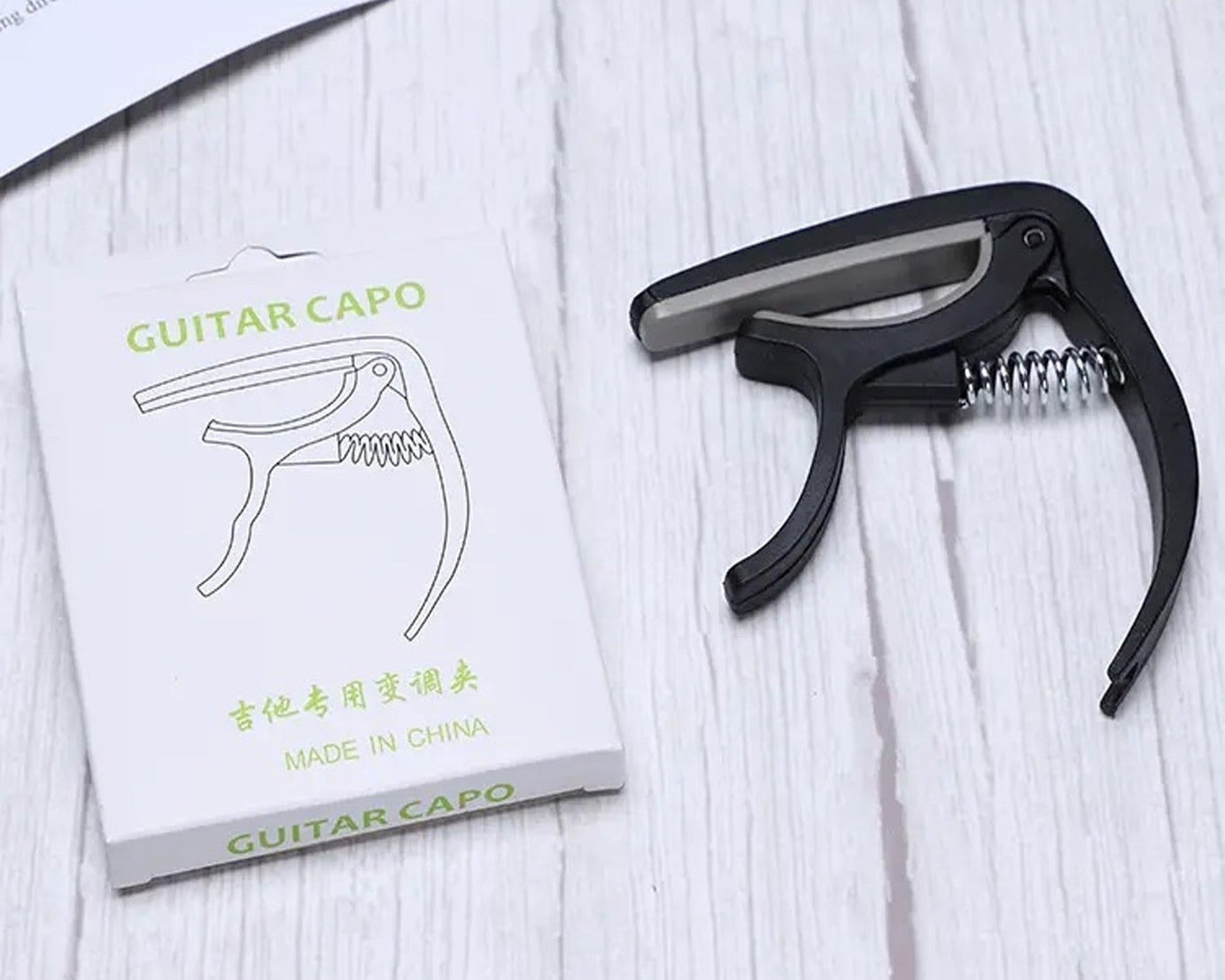 Guitar Capo with Pickup Stand, Soft Pad for Acoustic and Electric Guitar Ukulele Mandolin Banjo Guitar Accessories