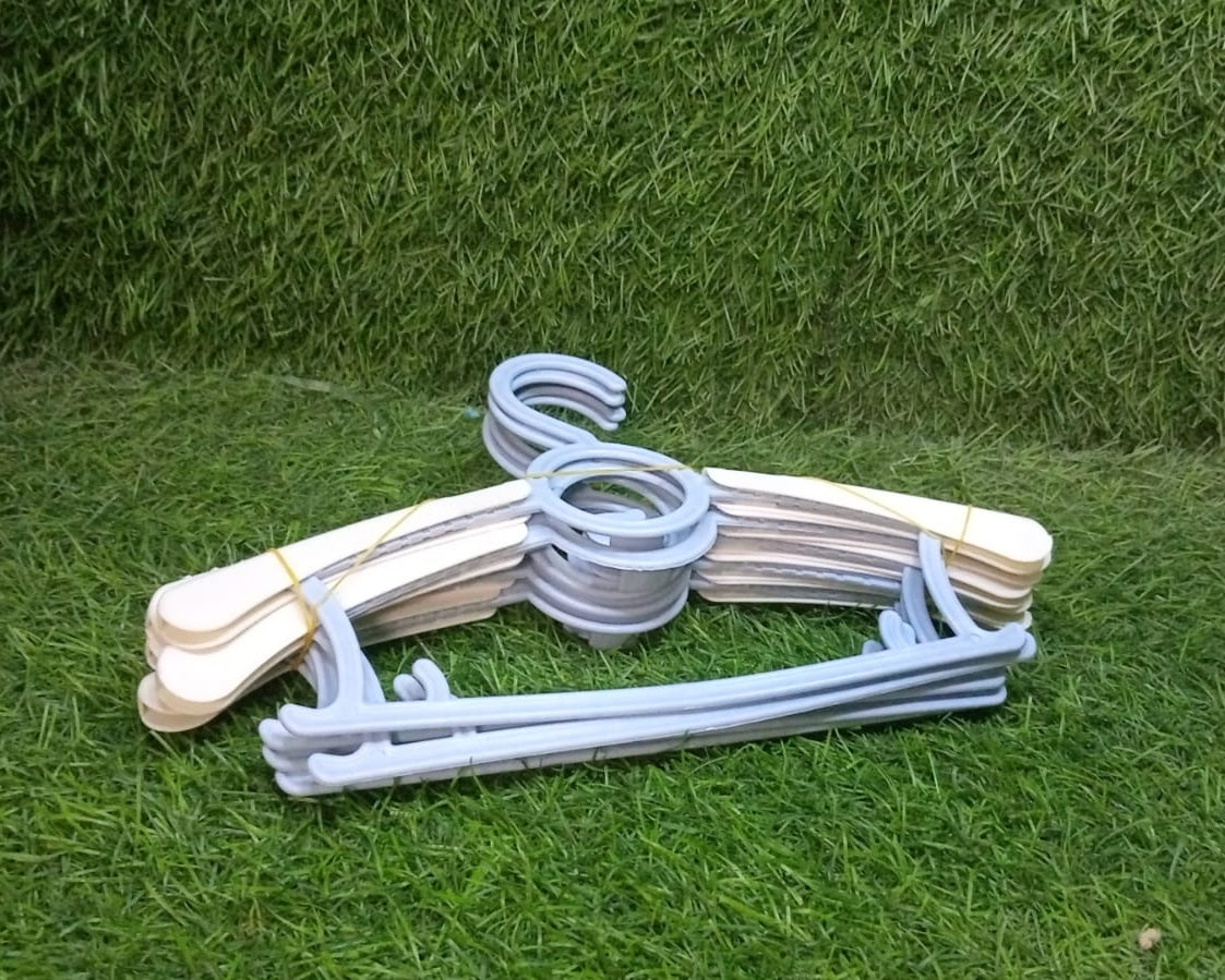 Large Dress Hanger Plastic Adjustable Child, Plastic Hangers Space Saving Lightweight Hangers, for Clothes, Coat, Shirt, Closet Cloth Hangers Ideal (5pc)