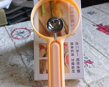 2 in 1 Kitchen Tool - Soft Fruit Peeler and Baller - Avocado, Papaya, Watermelon, Honey Dew - Kitchen Gadget Tool (1 Pc)
