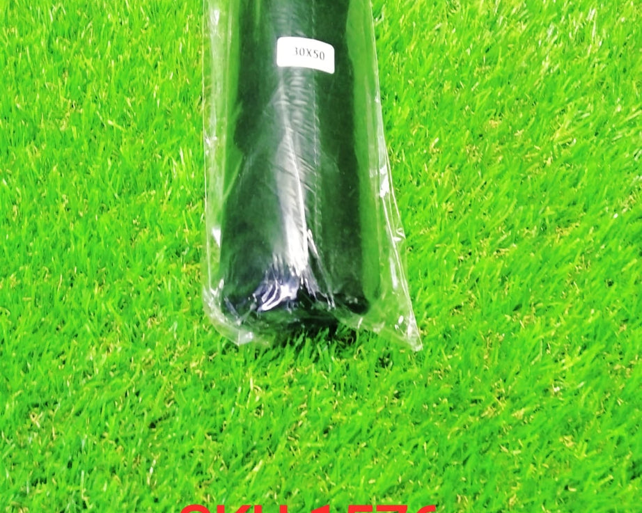 Black garbage bags, size 30 x 50 cm, large and durable for various uses.