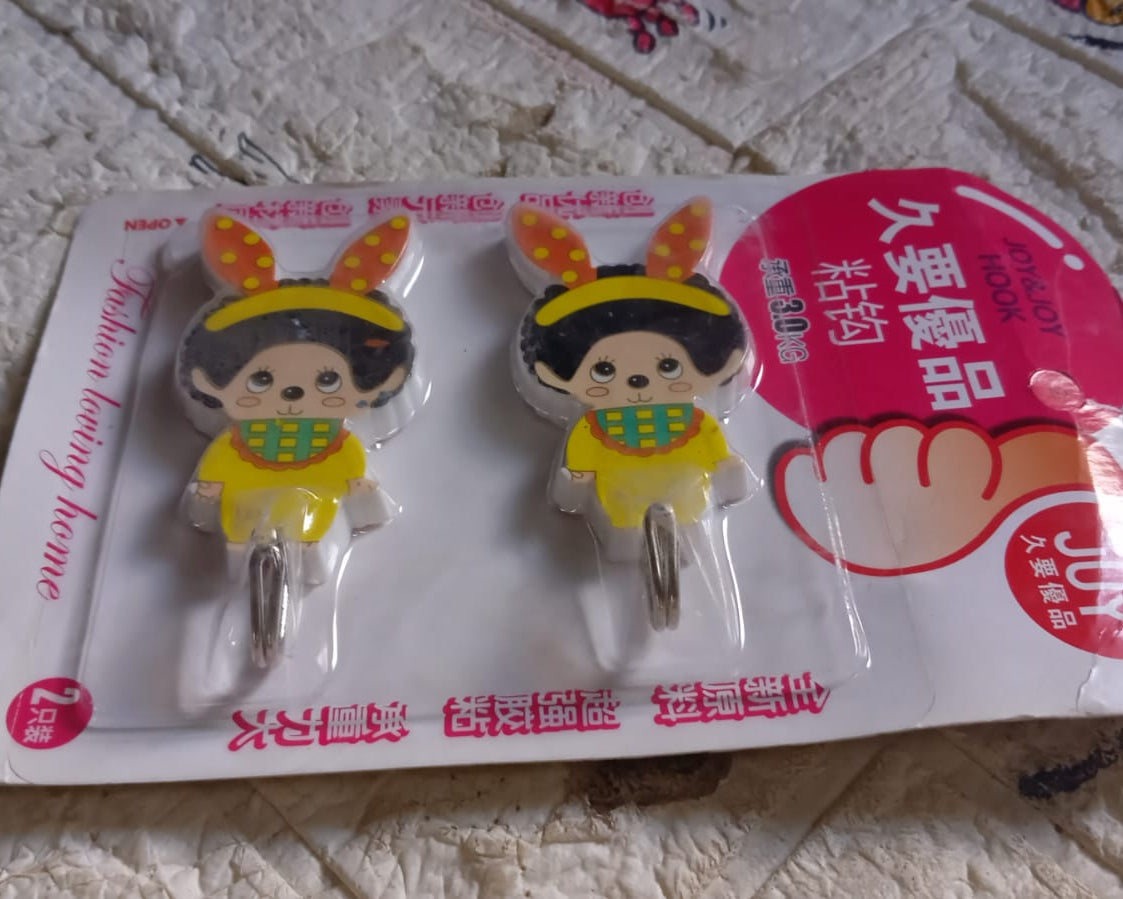 MULTIPURPOSE STRONG HOOK SELF-ADHESIVE HOOKS FOR WALL HEAVY PLASTIC HOOK, STICKY HOOK HOUSEHOLD FOR HOME , DECORATIVE HOOKS, BATHROOM & ALL TYPE WALL USE HOOK , SUITABLE FOR BATHROOM, KITCHEN, OFFICE