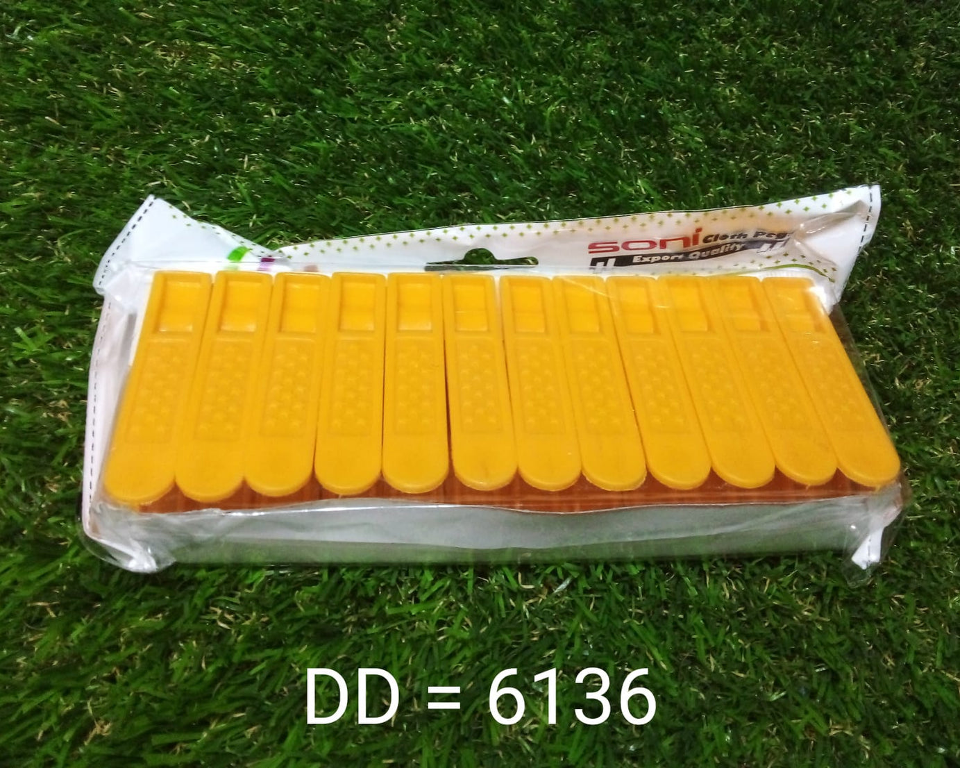 Clip set for clothes and other items