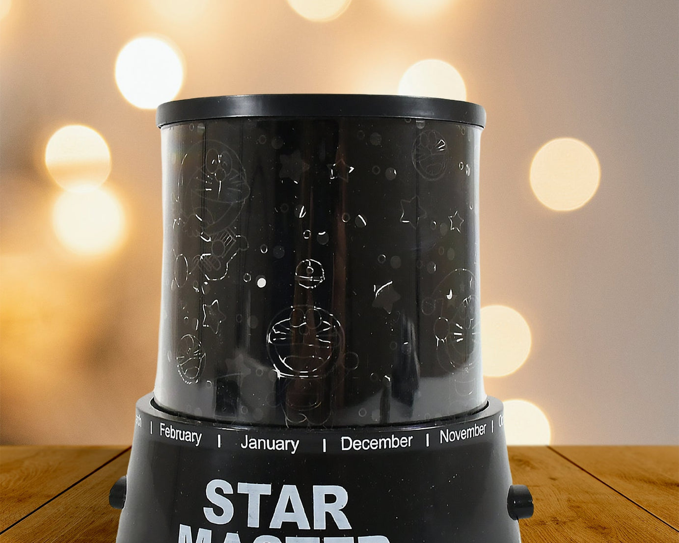 LED Projector Night Light Amazing Lamp, 3 Battery operated lamps, Rotation With the music Function, Master for Kids Bedroom Home Decoration Night Romantic Gift (Battery Not Included / 1 pc)