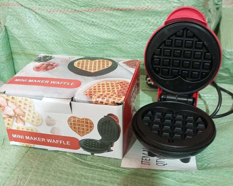 Mini Waffle Maker Machine Waffle Iron Home Appliances Kitchen Gift Easy To Clean, On-Stick Surfaces, Perfect Breakfast, Dessert, Sandwich, Pan Cakes, Paninis / Other Snacks Machine