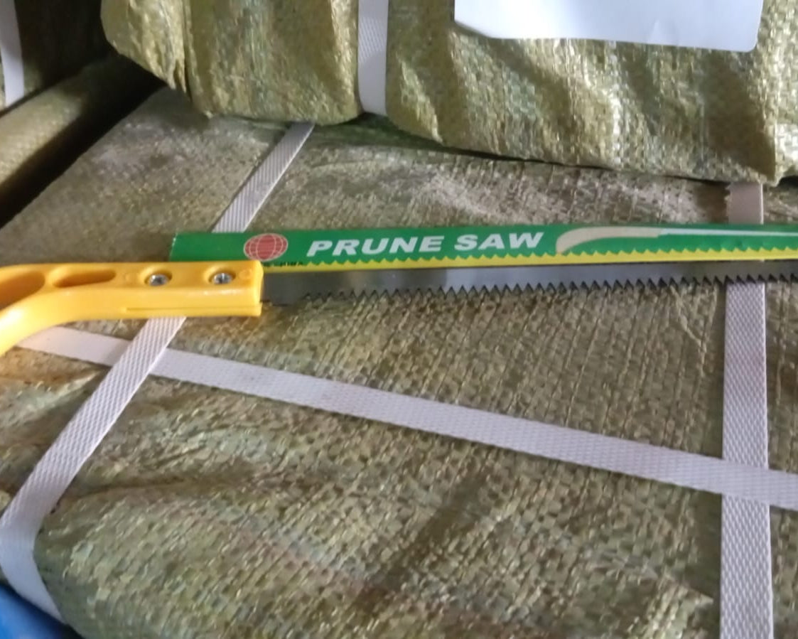 Portable Hand Saw High Strength Saw Small hand saw (34 Cm Long / 1 Pc)