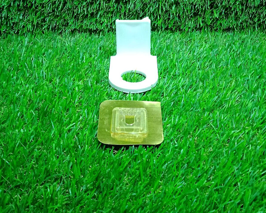 Pack of wall-mounted sticky hooks