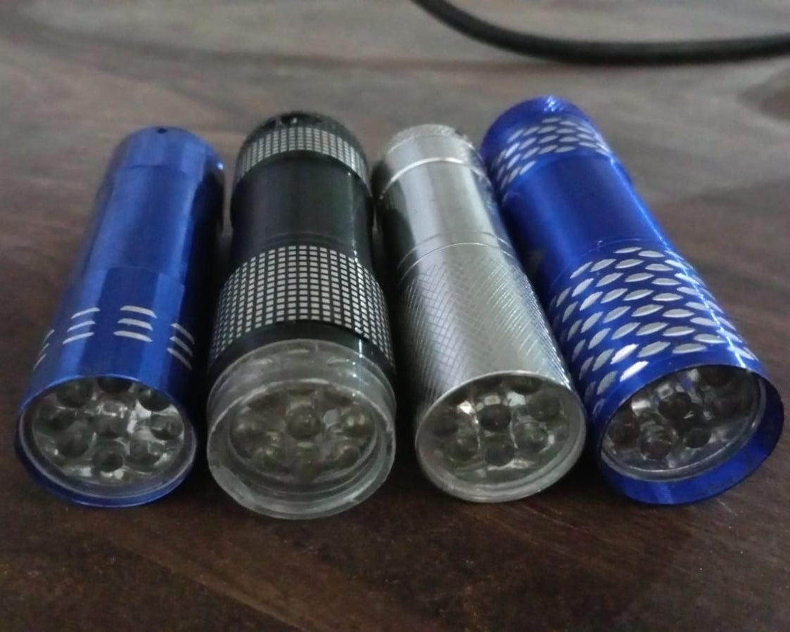Portable Mini Torch, Super-Bright Mini 9 LED Bulb Pocket Torches - Torch Flashlight for Camping, Hiking, DIY, Travelling, Outdoors and More 3 Battery operated (Battery not included / 1 pc / Mix Color)