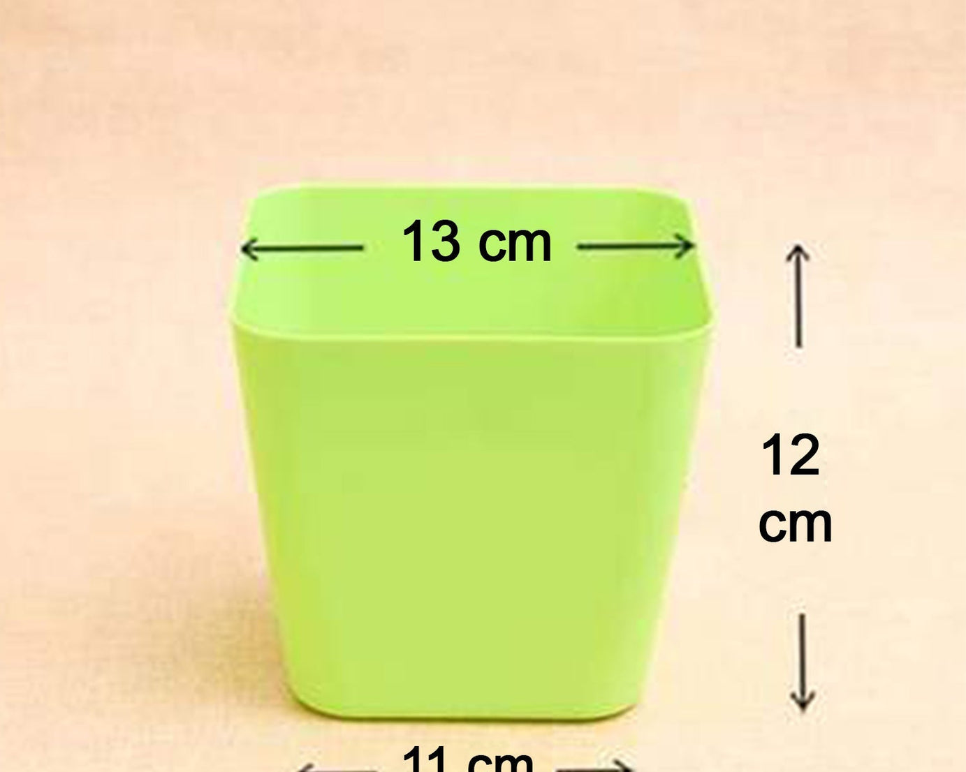 Green square flower pots for gardening